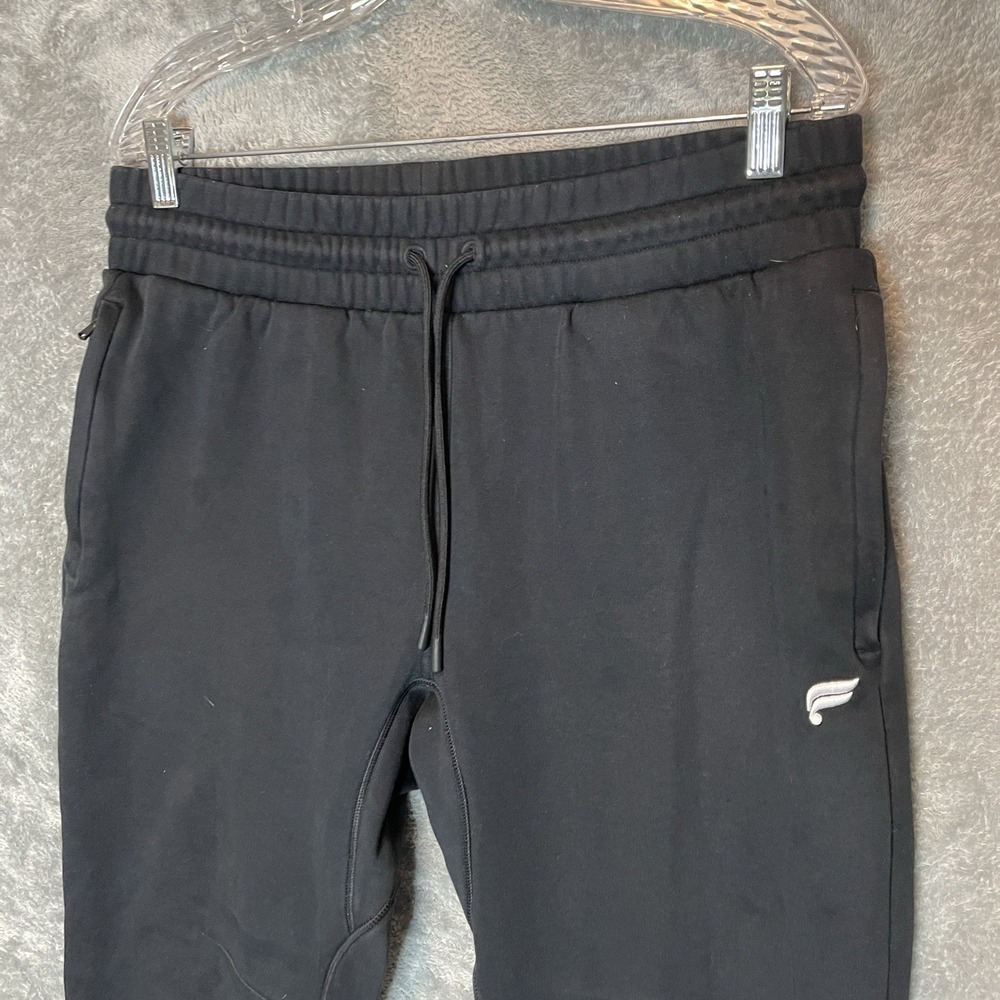 Fabletics Men Post Game Fleece Jogger‎ M* Secure Zip Pockets Cuffed Closed Hem